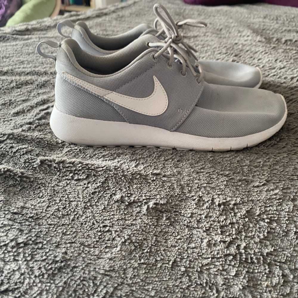 Nike Roshes